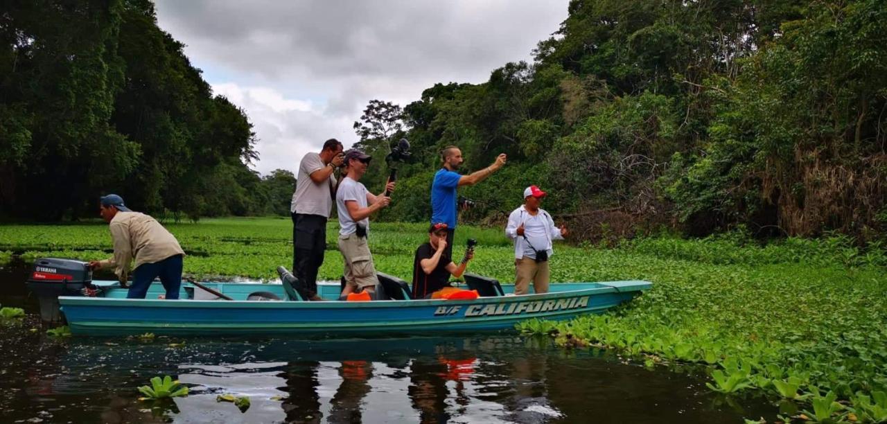 Grand Amazon Lodge And Tours Paraíso Екстериор снимка