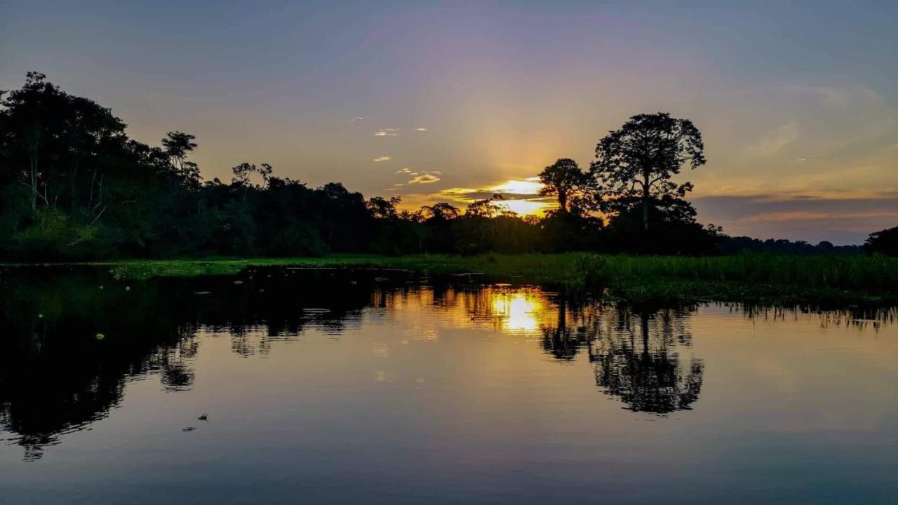 Grand Amazon Lodge And Tours Paraíso Екстериор снимка